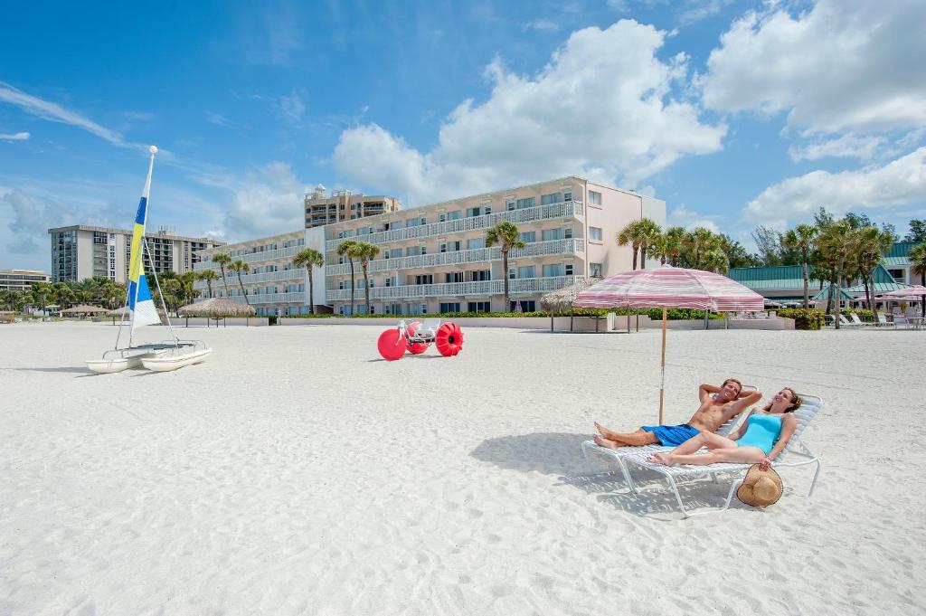 Sandcastle Resort at Lido Beach Main image 1